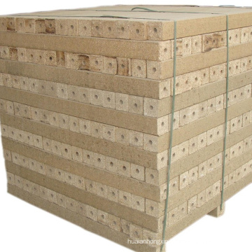 90 x 90 x 90 mm wooden chip block with hole/without hole for pallet foot